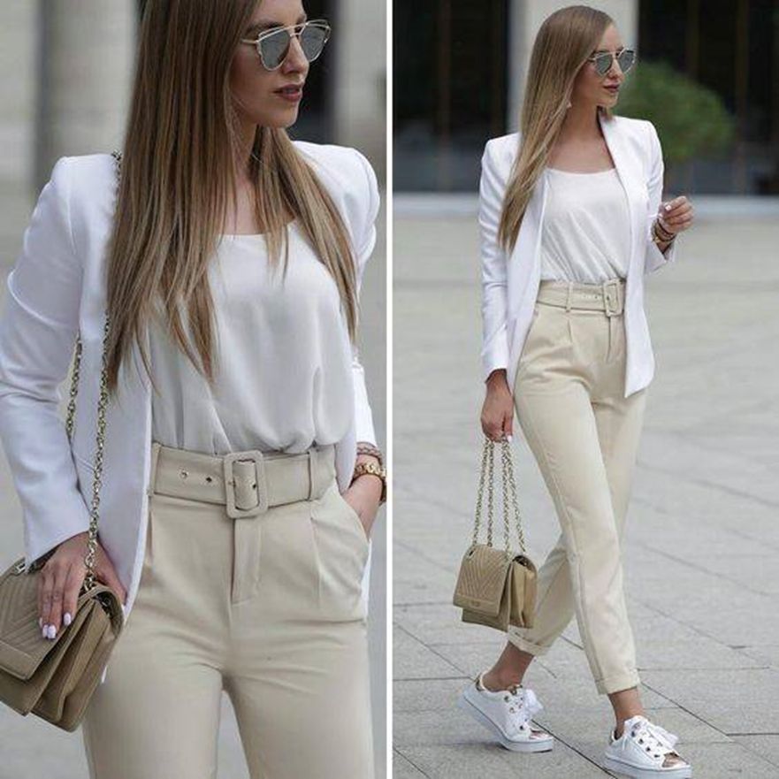 خانم های دارای فرم بدنی توت فرنگی و لباسهای مناسب برای آنها