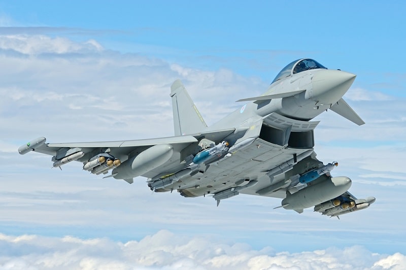 مقایسه F-35 لایتنینگ 2 با تایفون FGR4