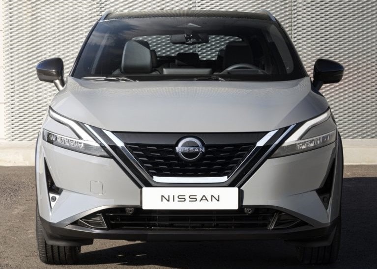 بررسی نیسان قشقایی وارداتی - نمای رو به رو